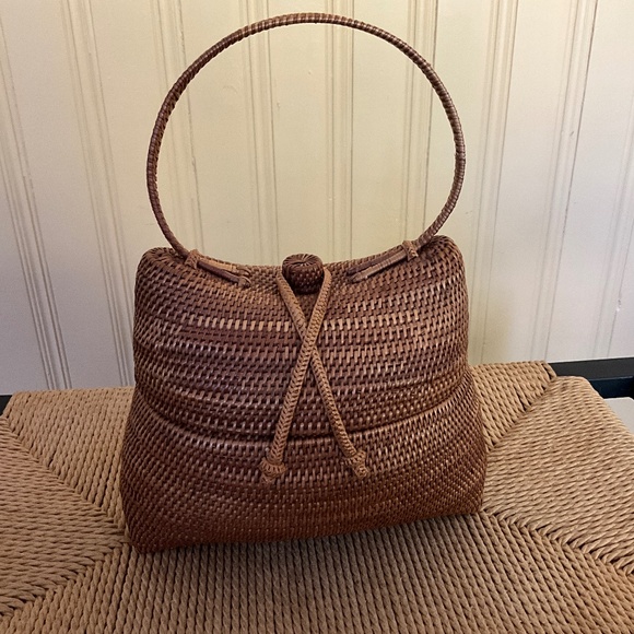 TLC woven bag - Picture 1 of 6